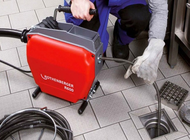 Thợ thông cống nghẹt quận Bình Tân đào tạo chuyên môn cao