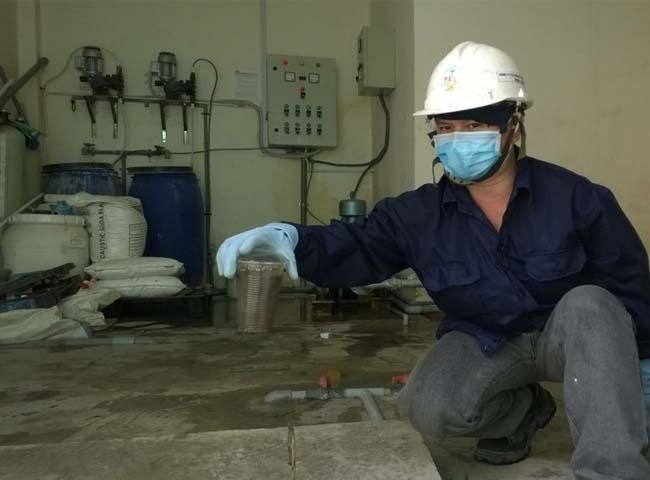 Thợ vận chuyển b&ugrave;n vi sinh An Giang c&oacute; kinh nghiệm v&agrave; tay nghề cao