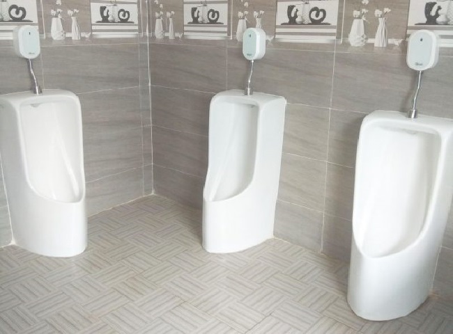 loi ich khi su dung dich vụ thong tac bon tieu nam