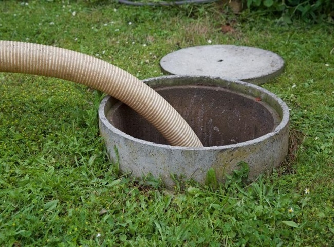 R&uacute;t hầm cầu huyện Nh&agrave; B&egrave; gi&aacute; rẻ Tr&iacute; Ph&aacute;t